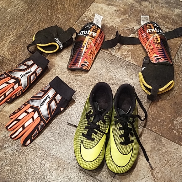 Nike Other - Soccer bundle
